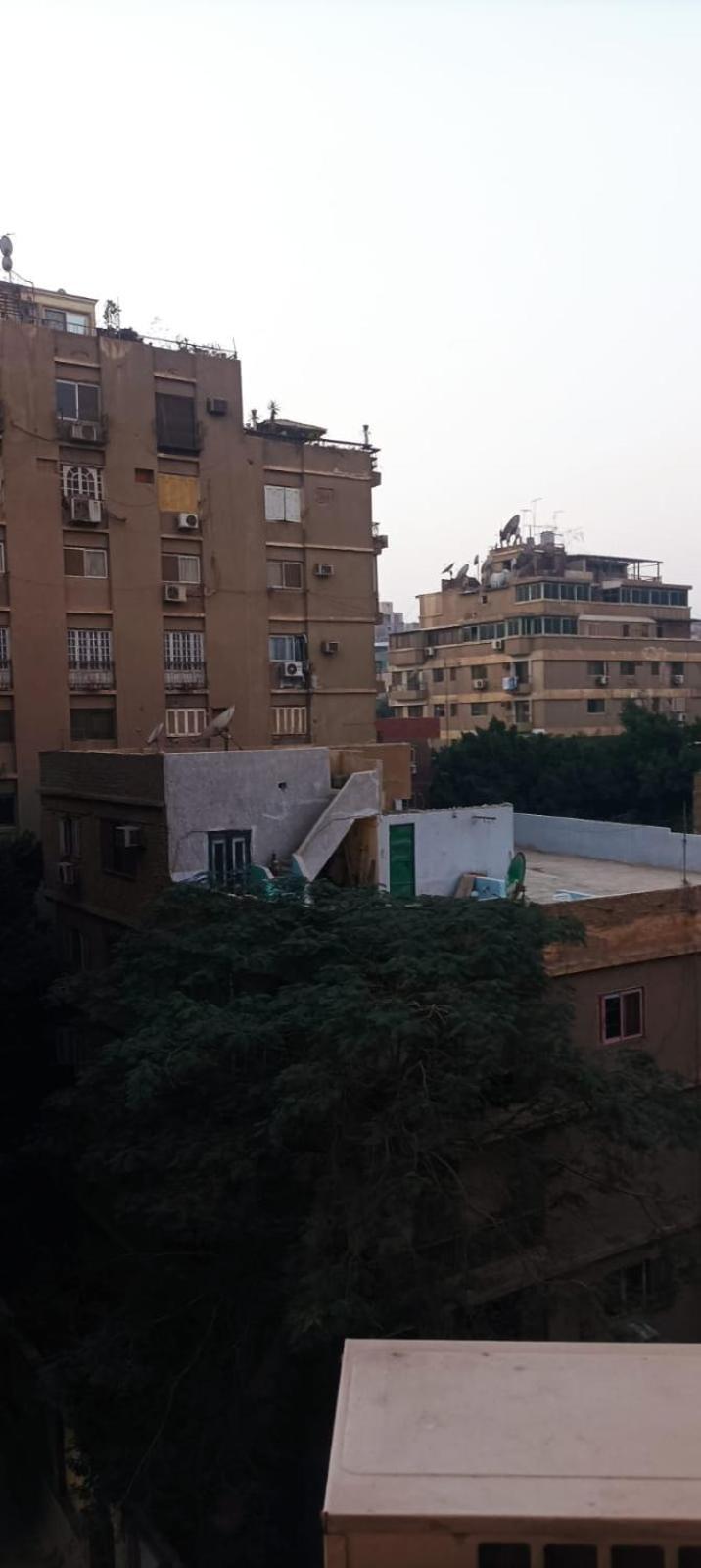 مفروشة على شارع الهرم الرئيسى